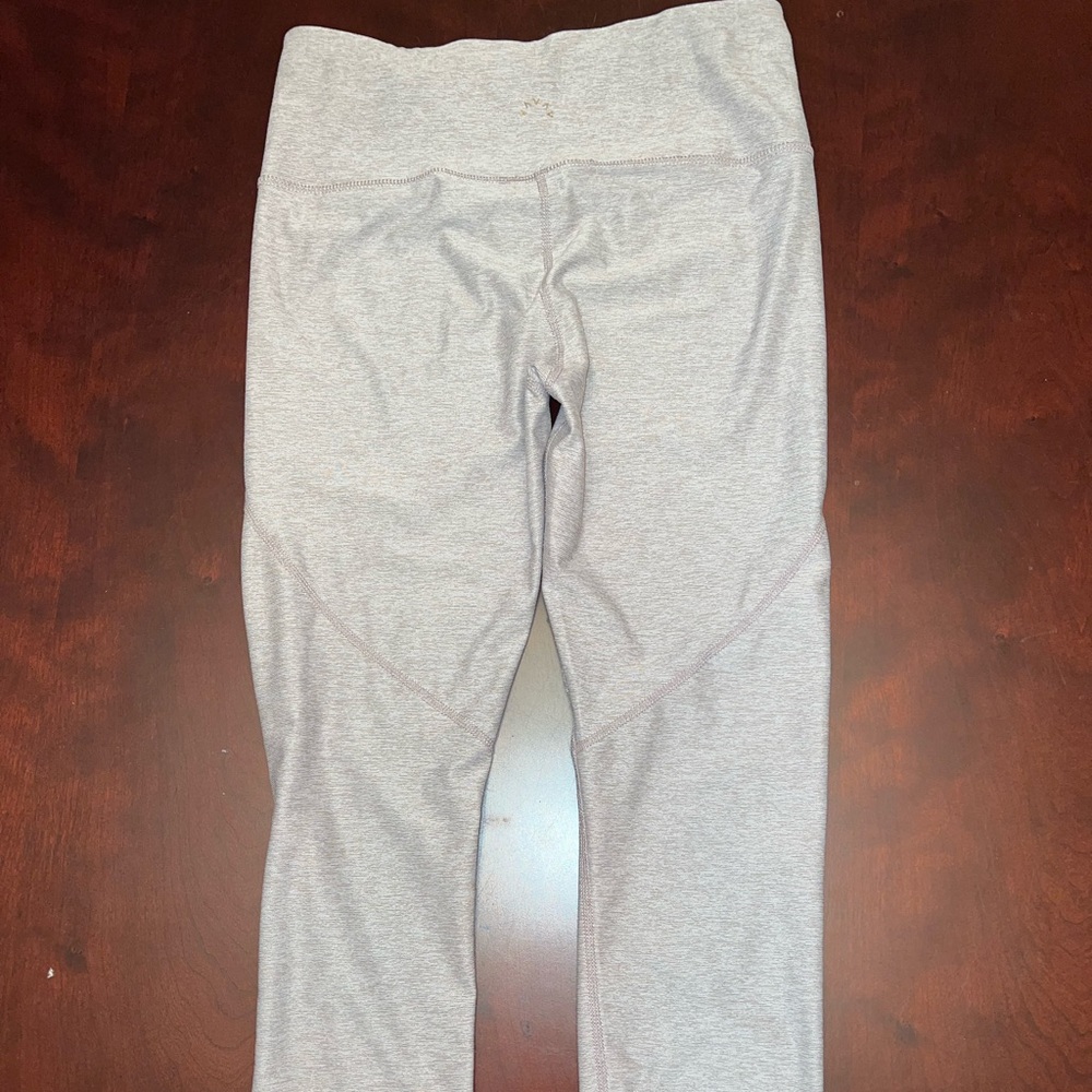Varley Size Small Womens Tights. Cropped